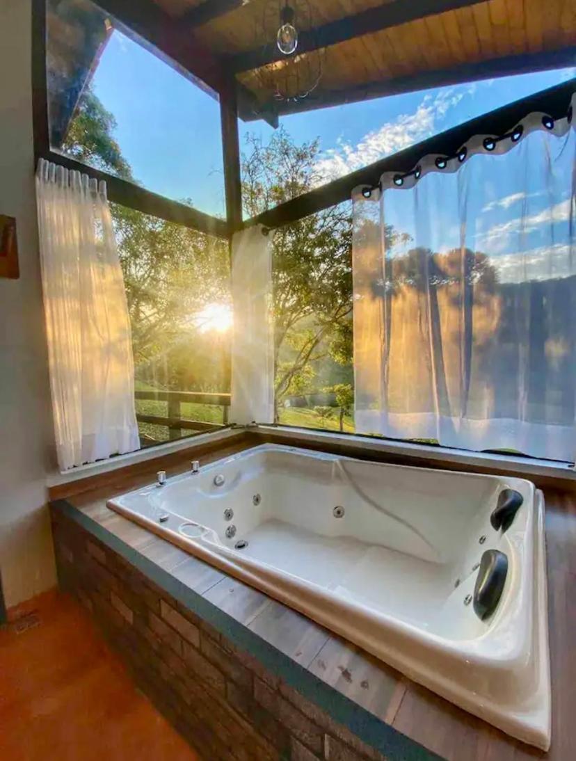 Cabana Sassafras Com Hidromassagem Alfredo Wagner Ngoại thất bức ảnh